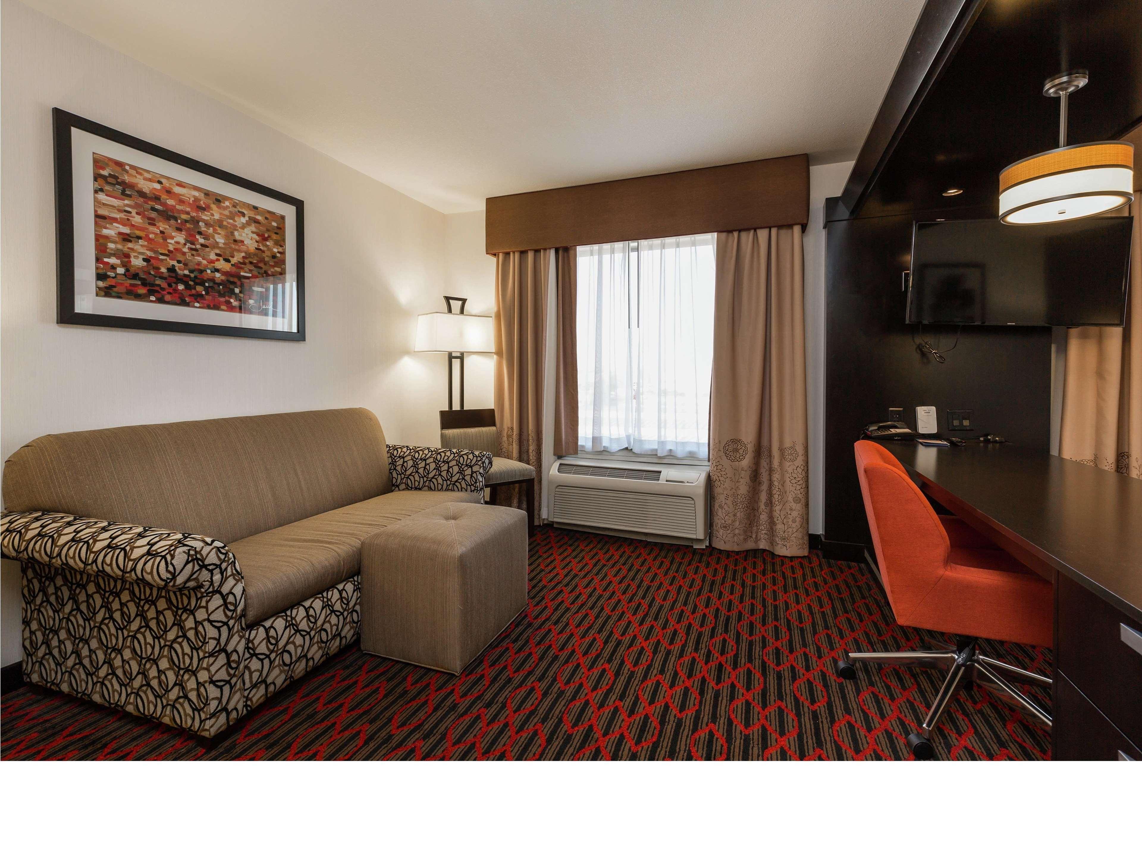 Hampton Inn & Suites By Hilton Lethbridge Eksteriør billede