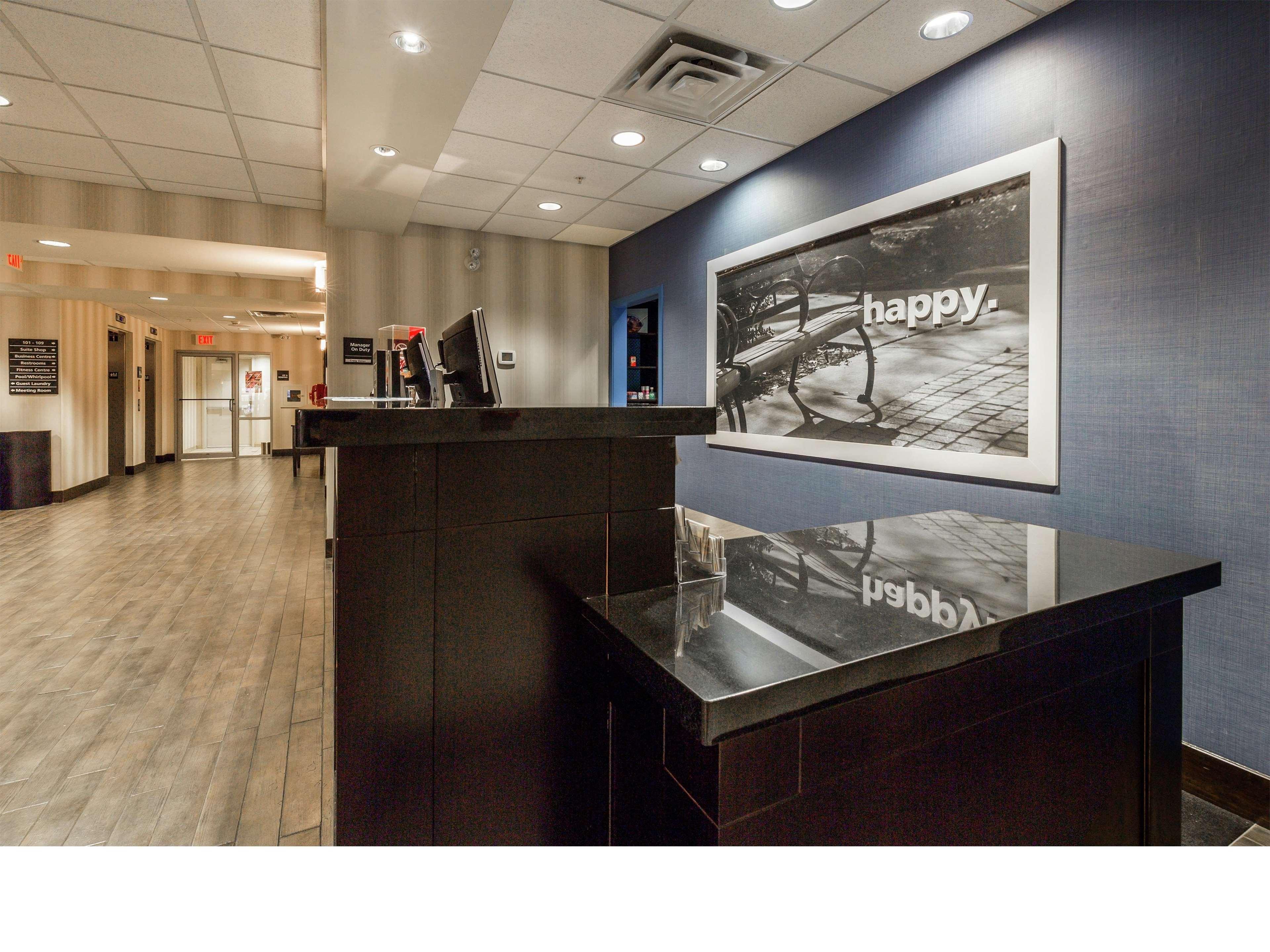Hampton Inn & Suites By Hilton Lethbridge Eksteriør billede