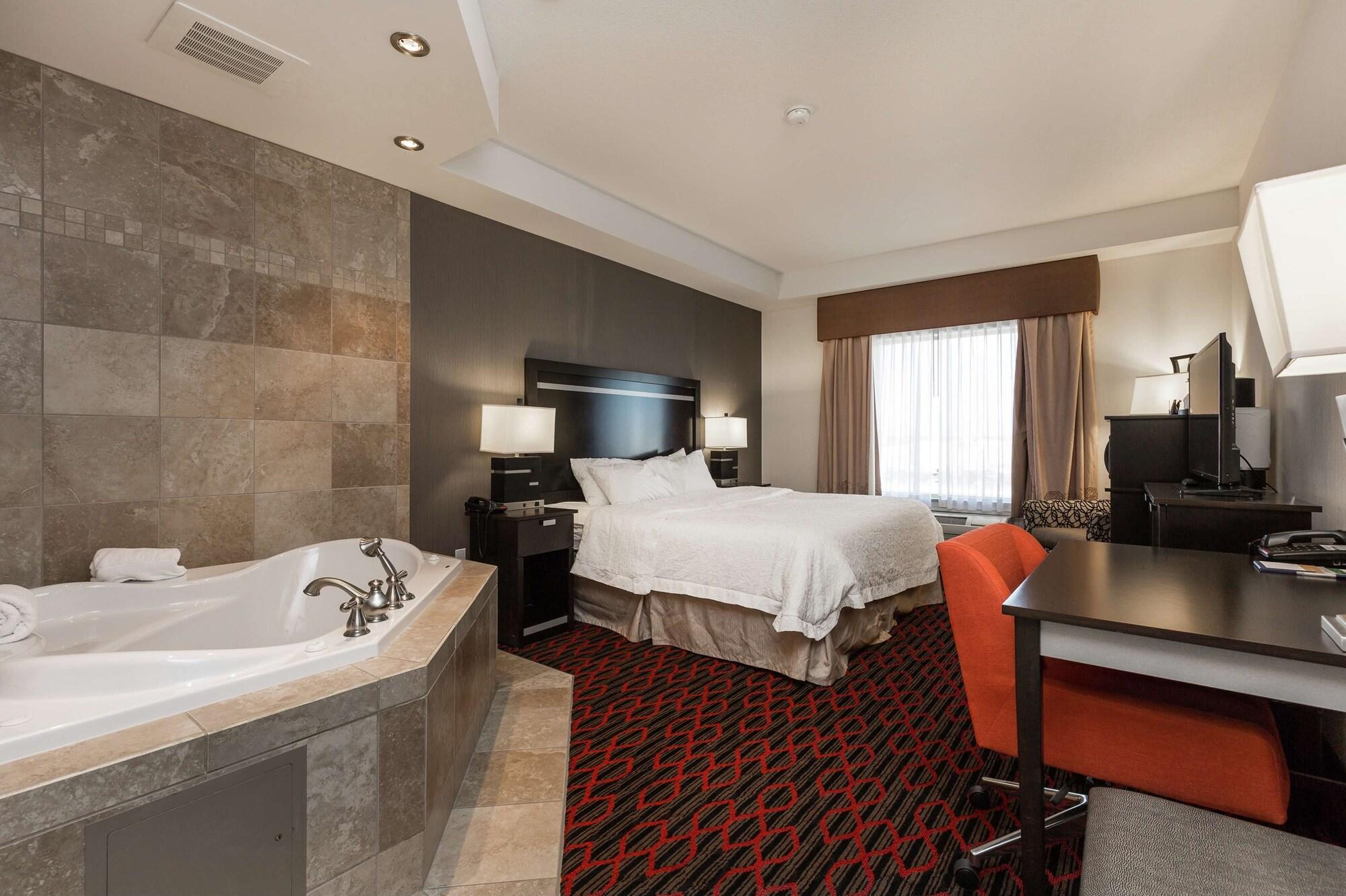 Hampton Inn & Suites By Hilton Lethbridge Eksteriør billede