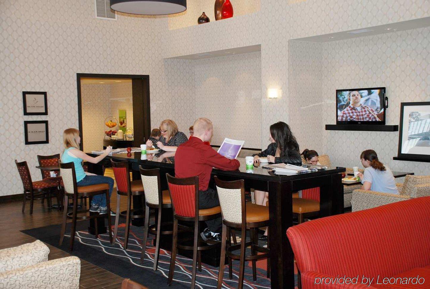 Hampton Inn & Suites By Hilton Lethbridge Restaurant billede